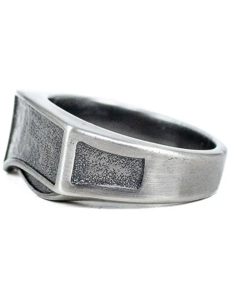 Derek Ring