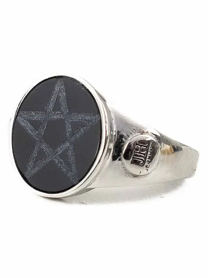 Liam Ring