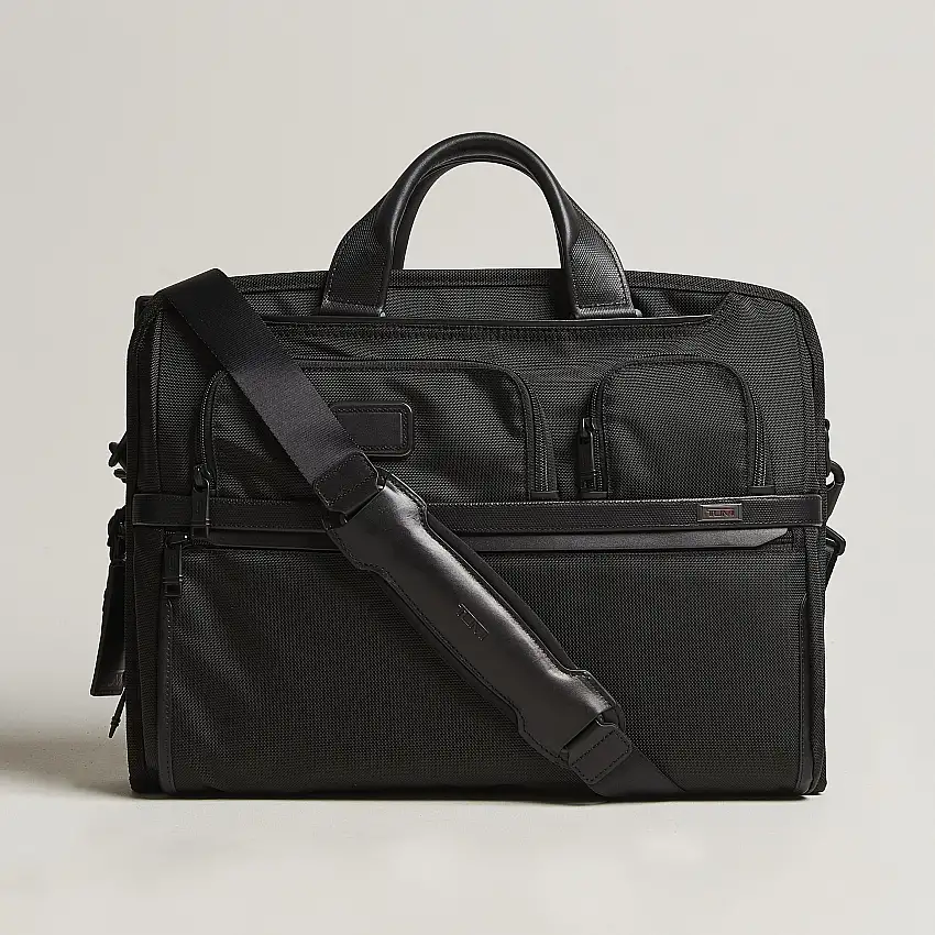 Alpha 3 Compact Large Laptop Brief Black