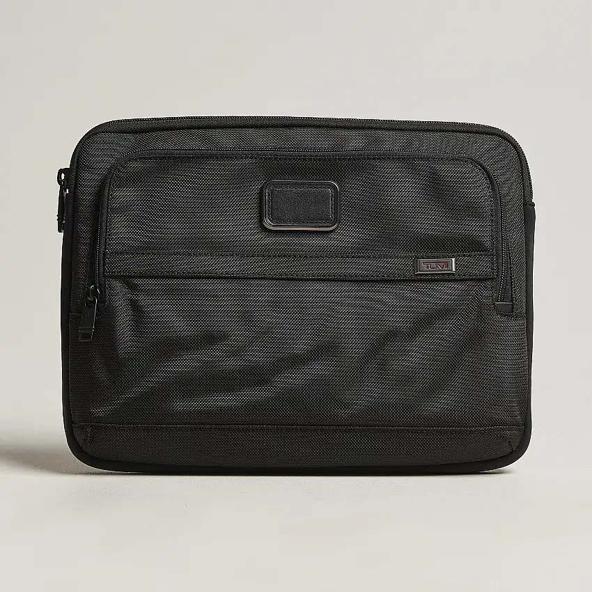 Alpha 3 Medium Laptop Cover Black