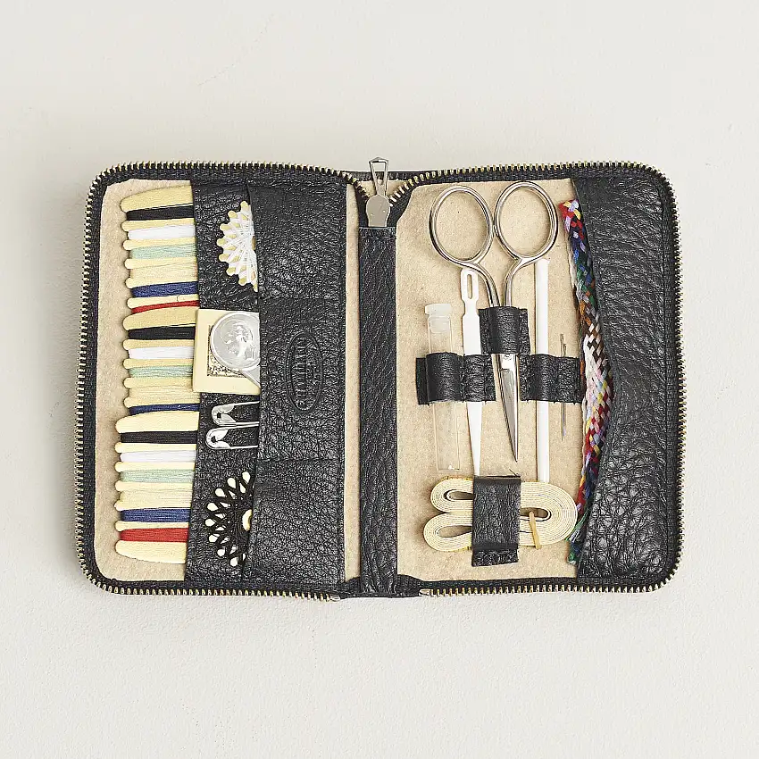 Travel Sewing Set Black