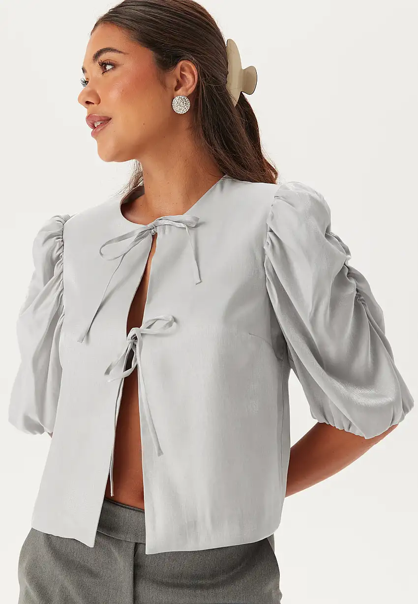 Short Puff Sleeve Blouse 89314459