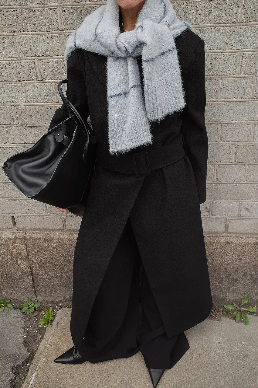 Belted Coat Svart