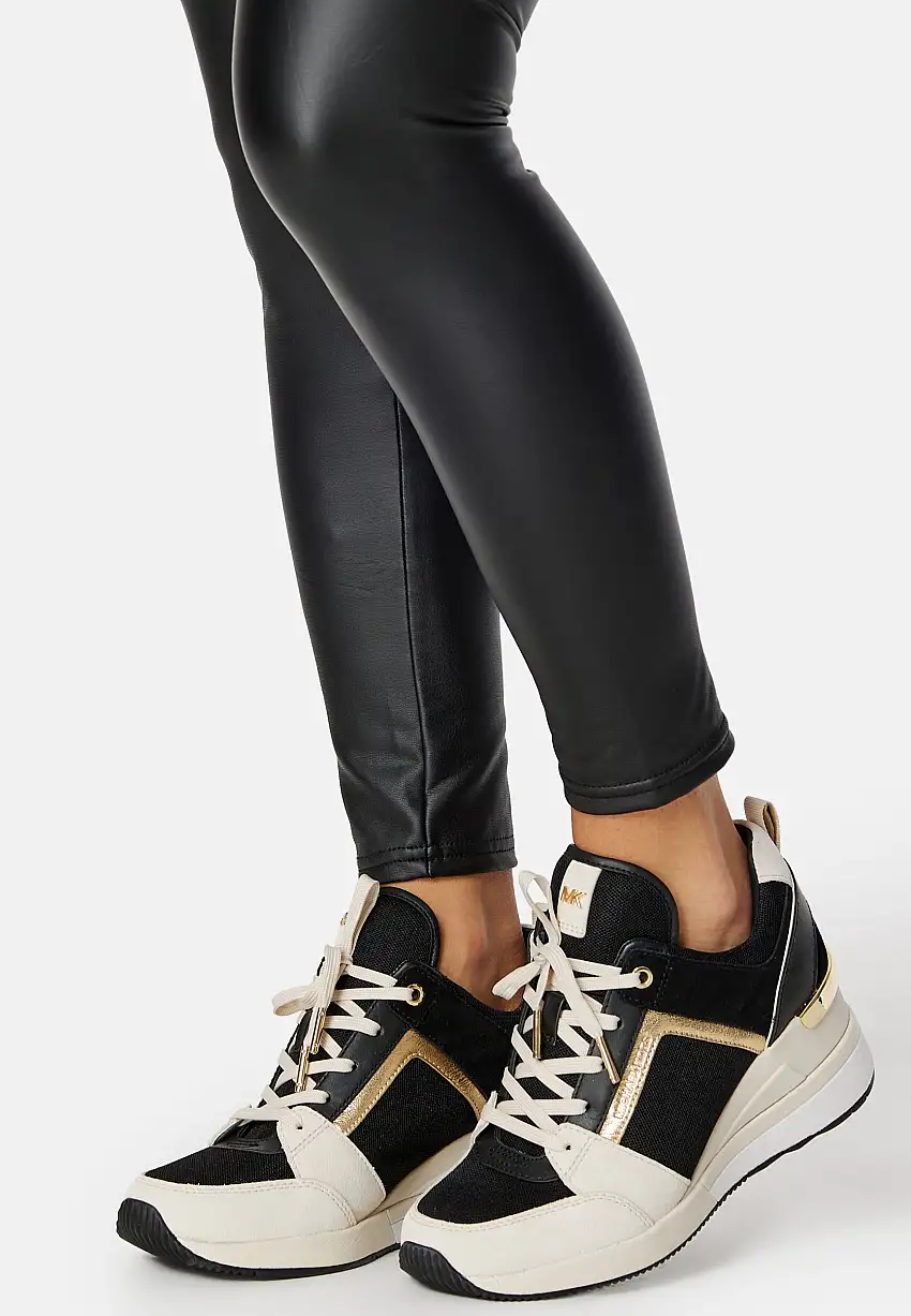 Georgie Trainer 88307368