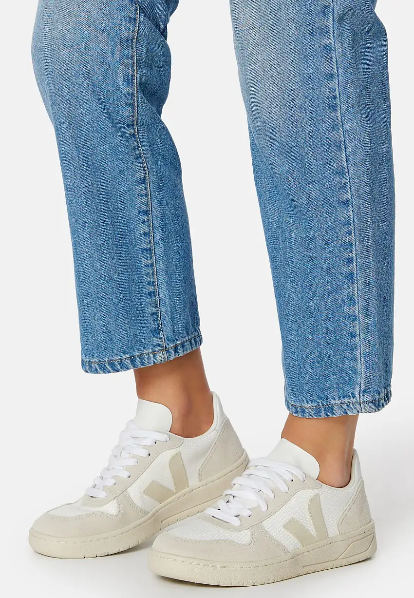 V-10 Sneakers 92854546
